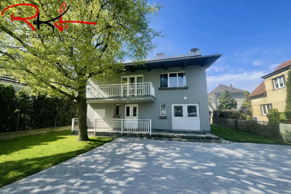 Pronájem domu 264 m²