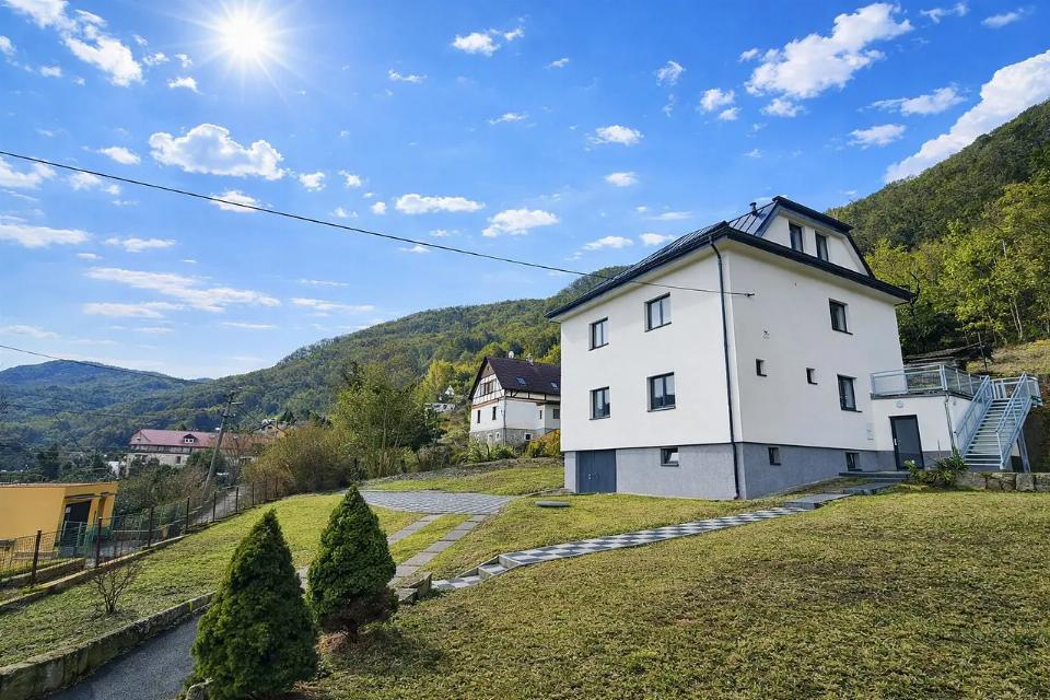 Prodej domu 272 m²