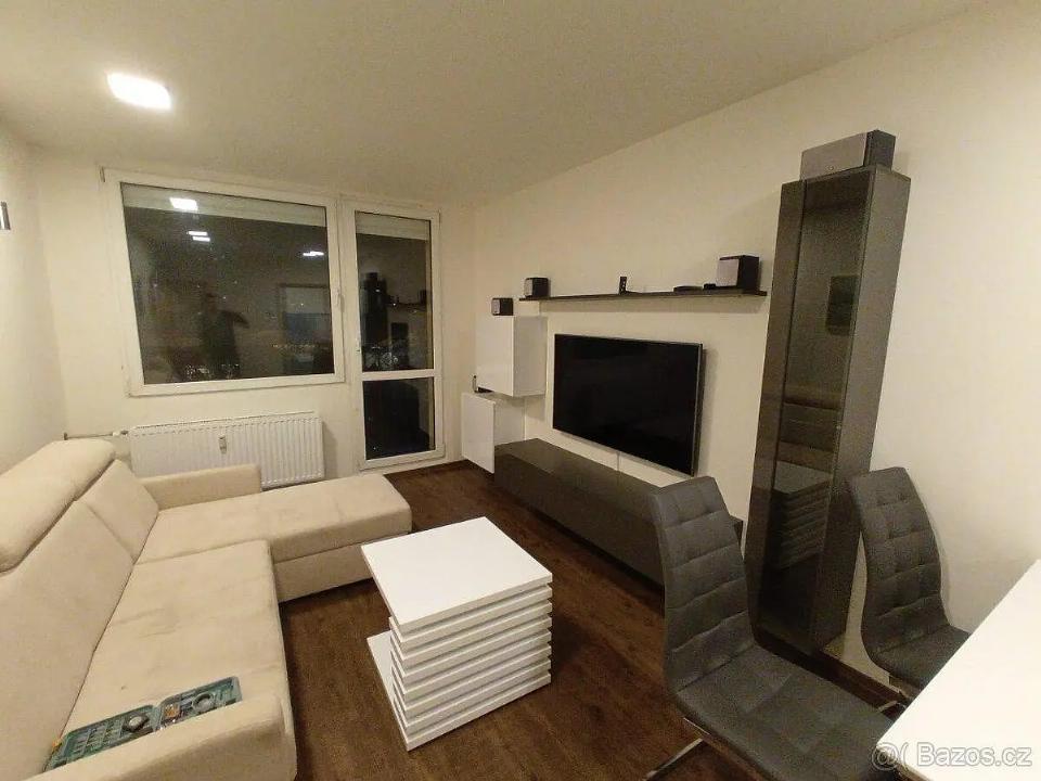 Pronájem bytu 43 m²