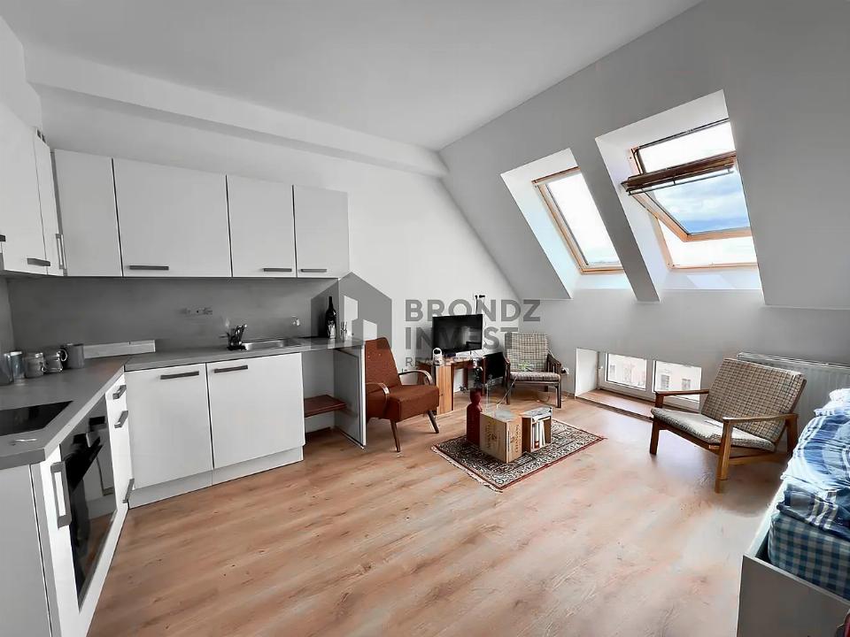 Pronájem bytu 37 m²