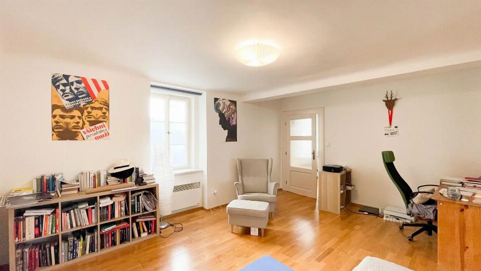 Pronájem bytu 60 m²