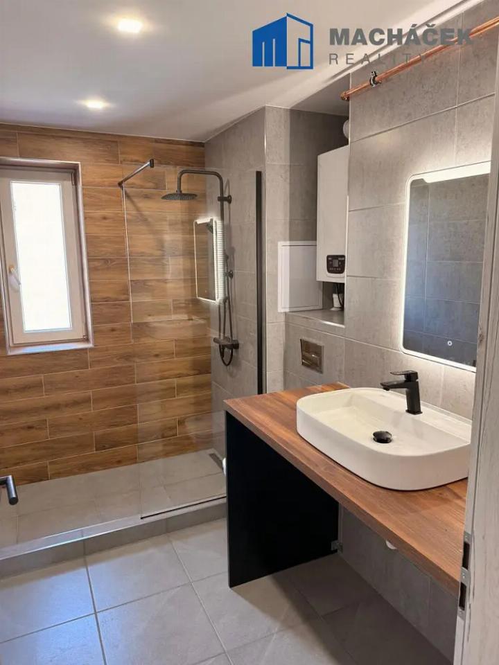 Pronájem bytu 60 m²