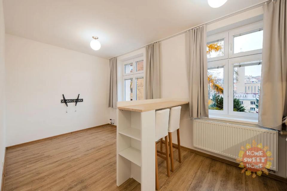 Pronájem bytu 40 m²