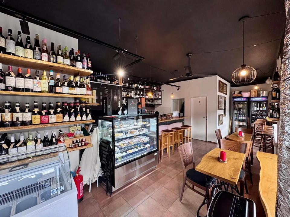 Pronájem komerčního prostoru 45 m²