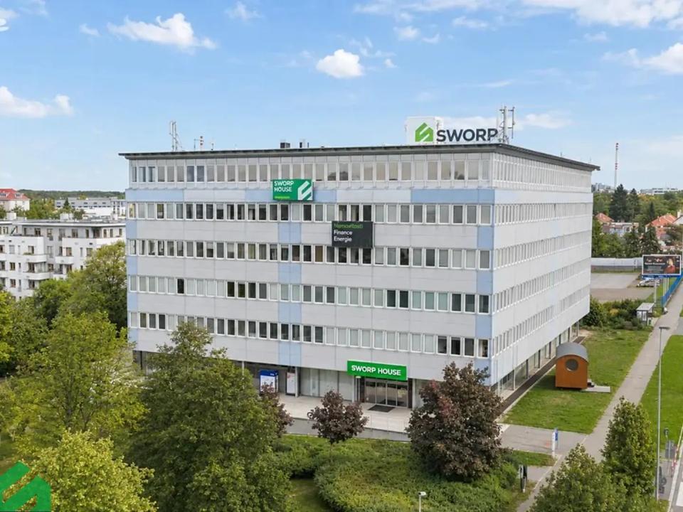 Pronájem komerčního prostoru 77 m²
