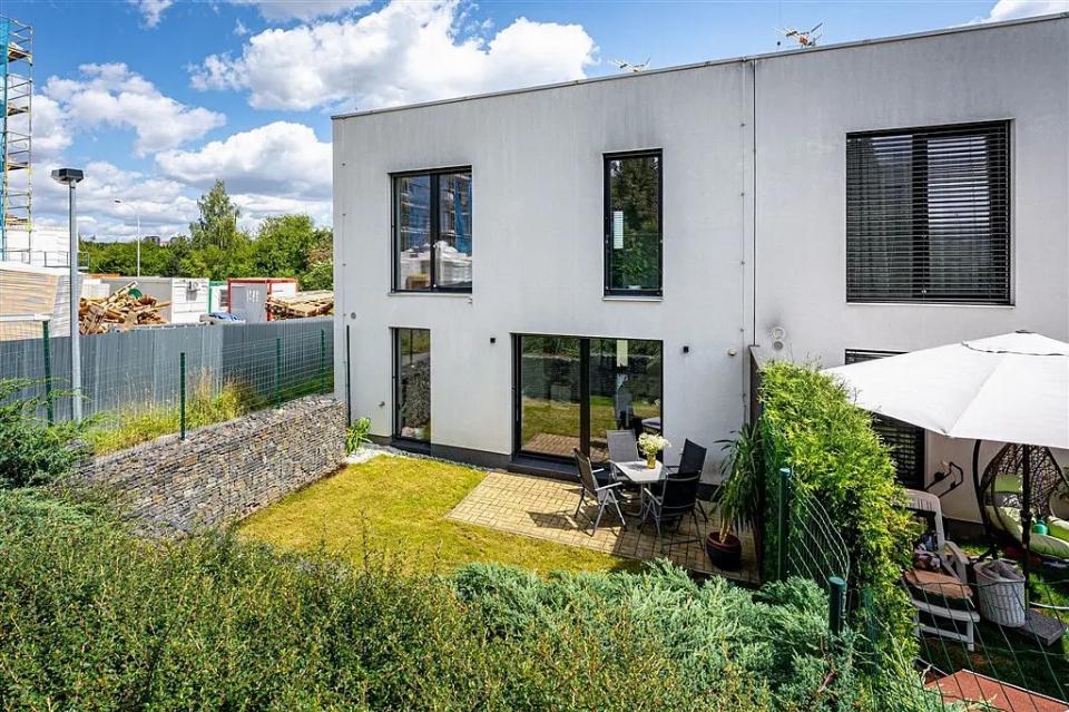 Pronájem domu 146 m²