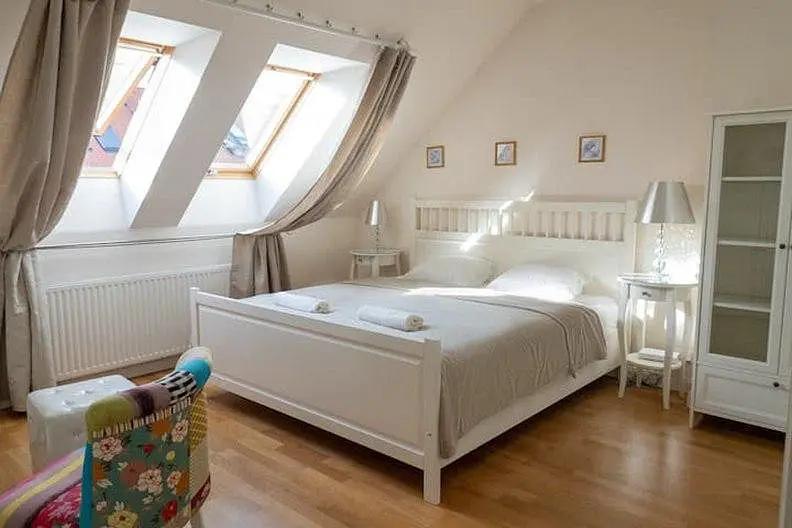 Pronájem bytu 90 m²