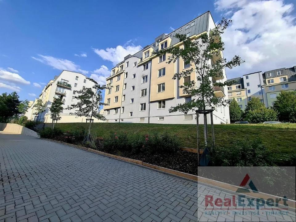 Prodej bytu 66 m²