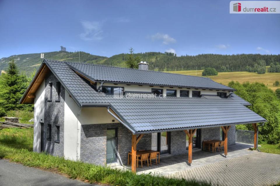 Prodej domu 184 m²