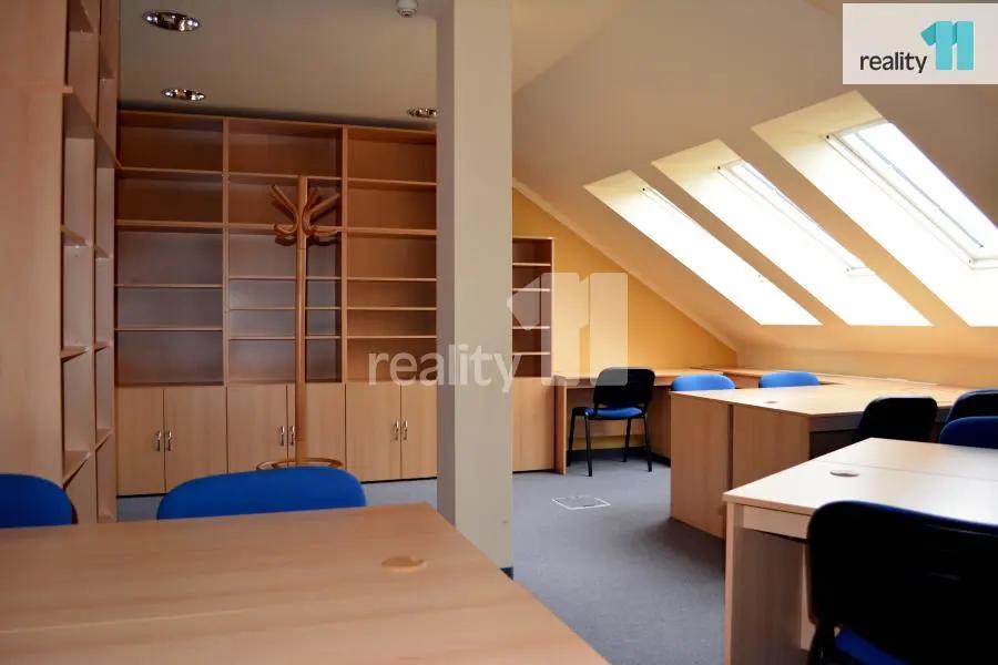 Pronájem komerčního prostoru 33 m²