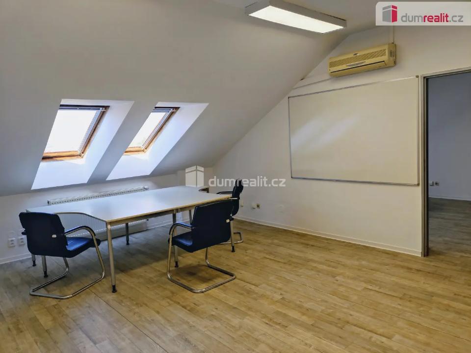 Pronájem komerčního prostoru 48 m²