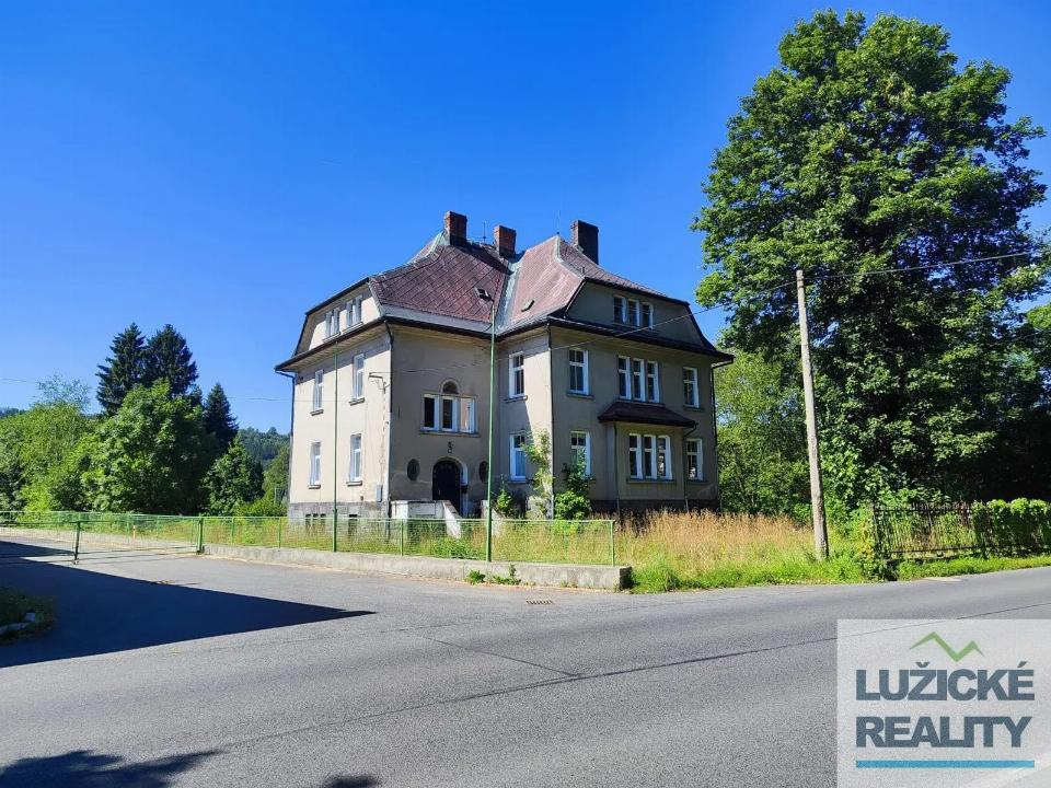 Prodej komerčního prostoru 450 m²