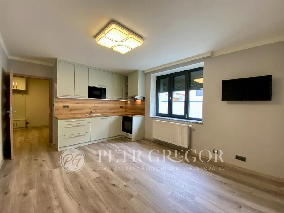 Pronájem bytu 35 m²