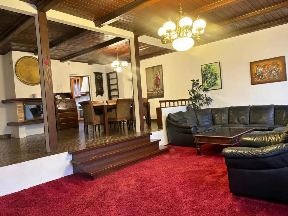 Pronájem domu 260 m²