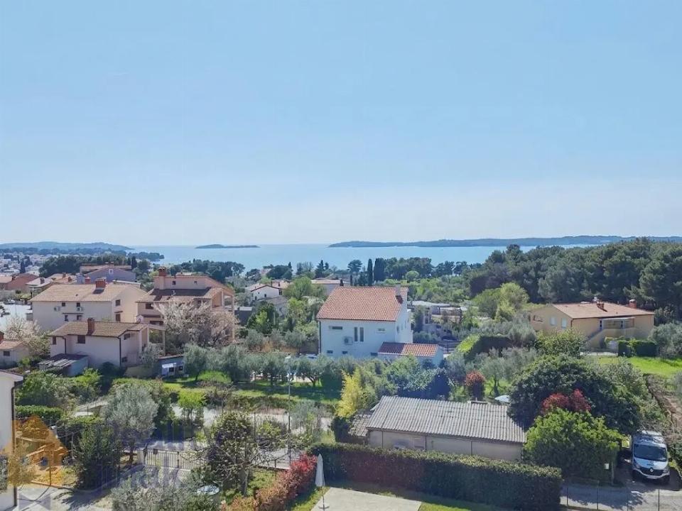 Prodej komerčního prostoru 84 m²