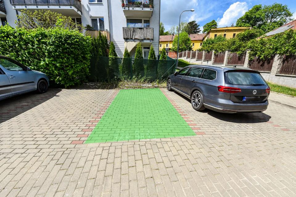 Pronájem garáže 11 m²