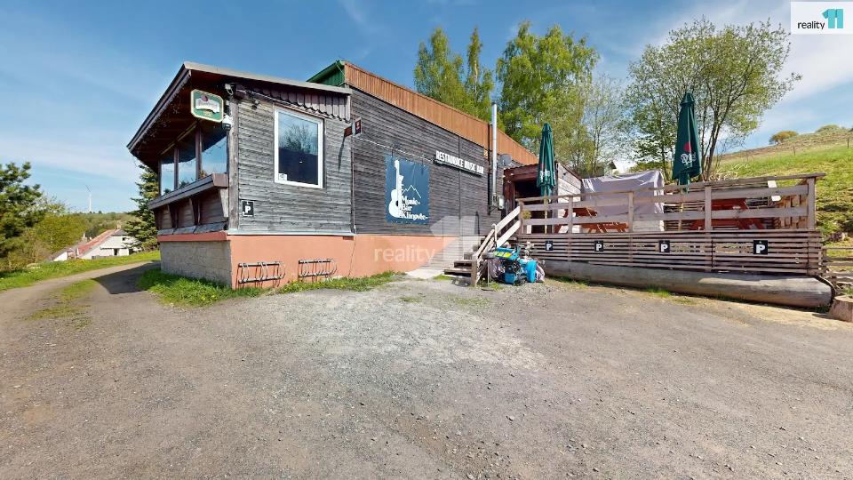 Pronájem komerčního prostoru 229 m²
