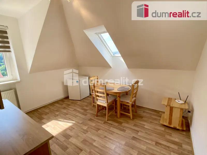 Pronájem bytu 44 m²