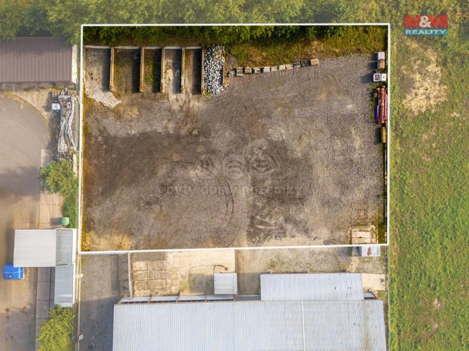 Prodej komerčního prostoru 1840 m²