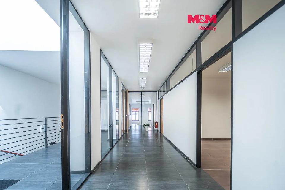 Pronájem komerčního prostoru 206 m²