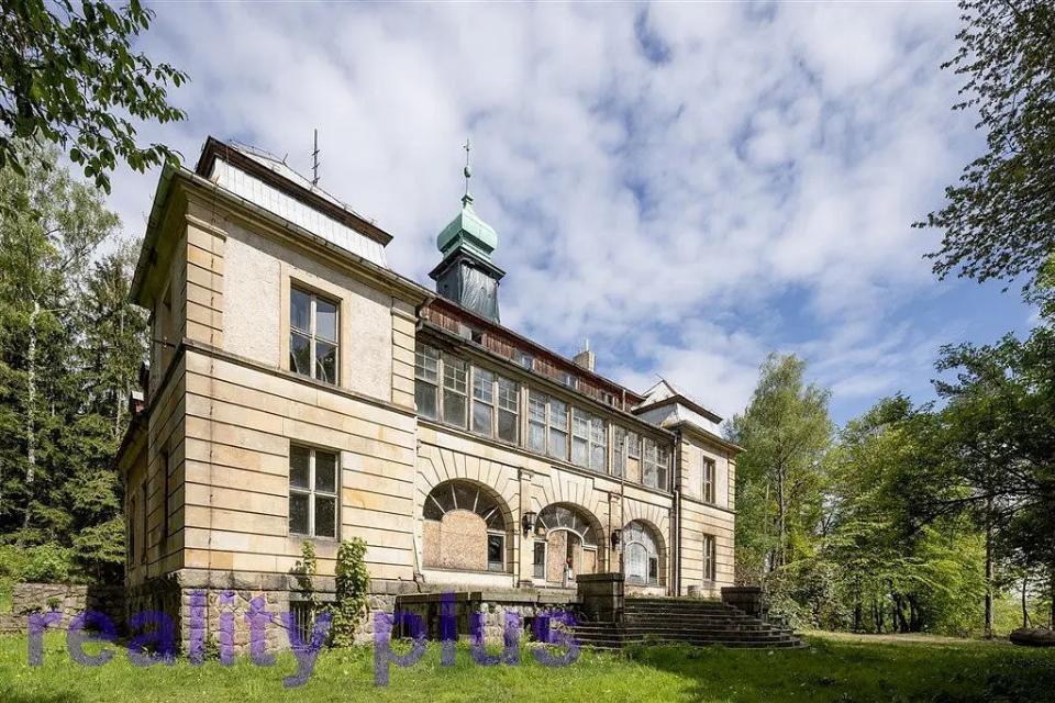 Prodej domu 1000 m²