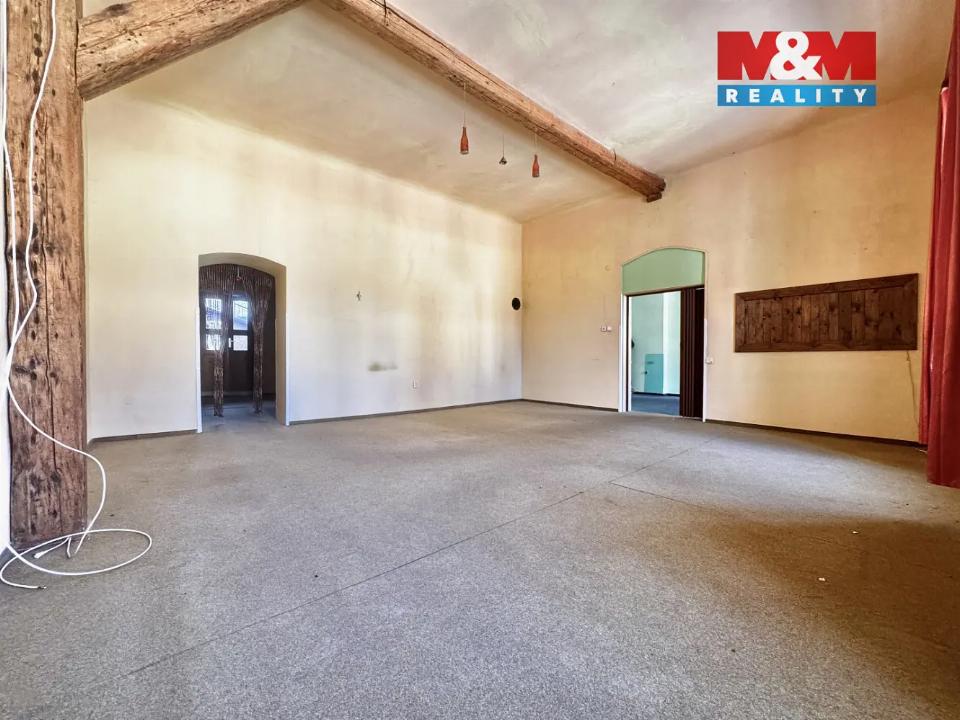 Prodej domu 757 m²