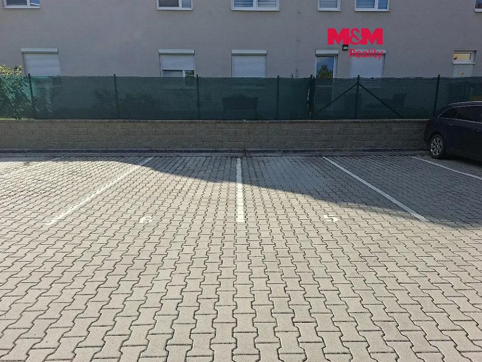 Pronájem garáže 13 m²