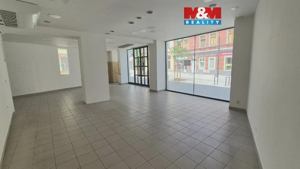 Pronájem komerčního prostoru 121 m²