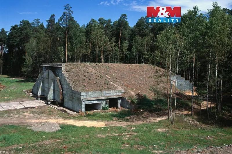 Prodej komerčního prostoru 472 m²