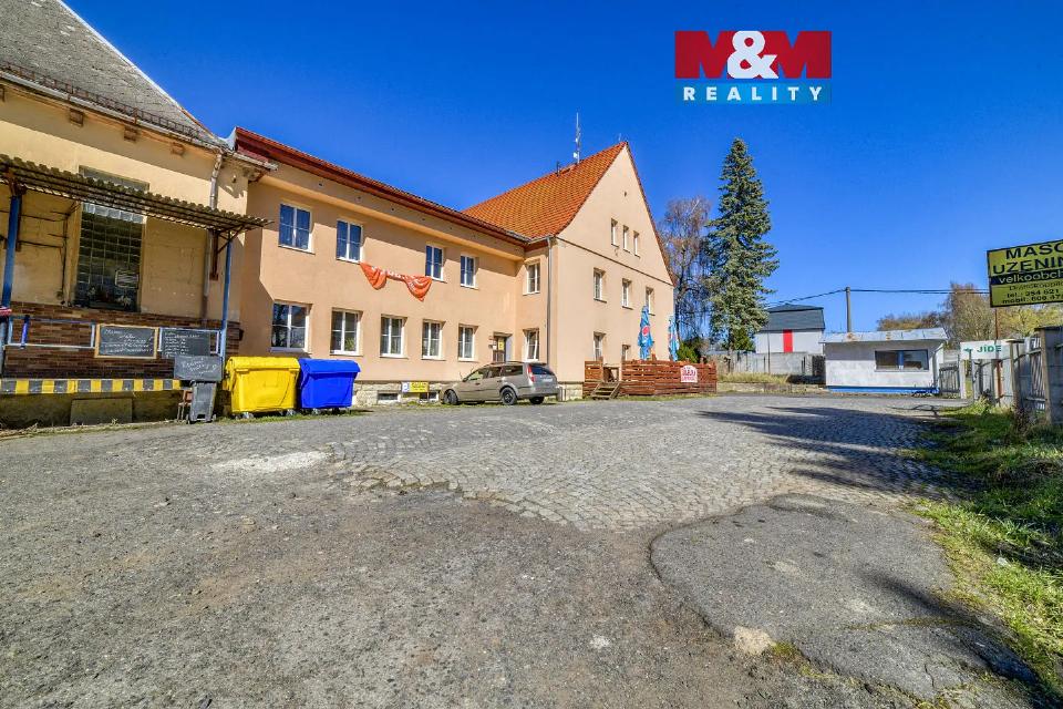 Prodej komerčního prostoru 1870 m²