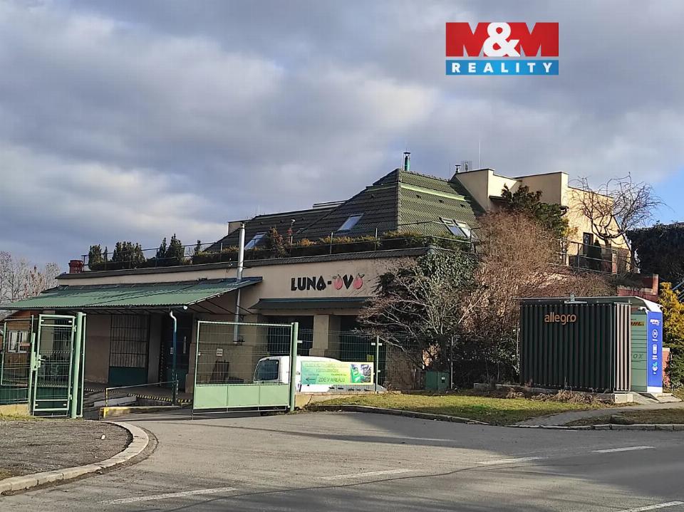 Pronájem komerčního prostoru 500 m²