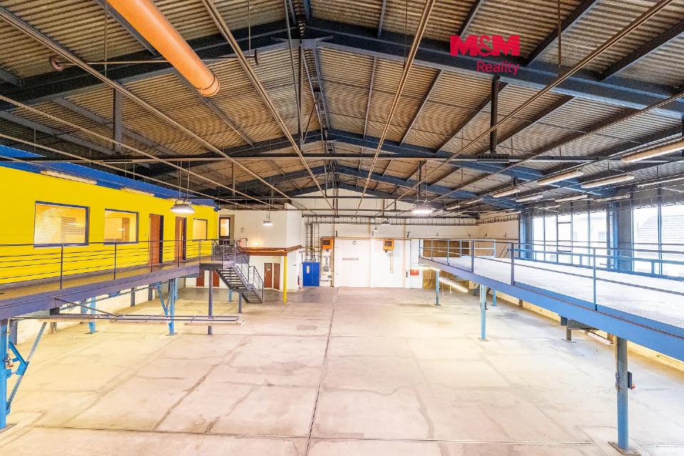 Prodej komerčního prostoru 714 m²