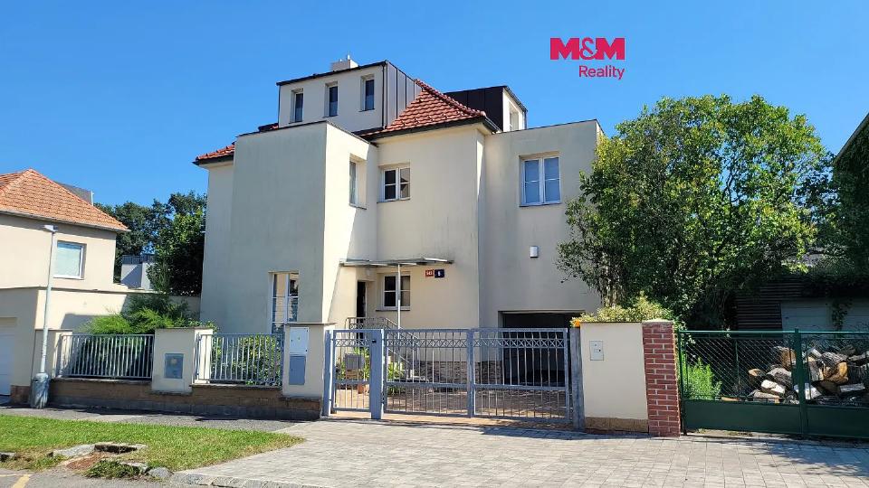 Pronájem garáže 16 m²