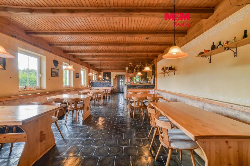 Prodej komerčního prostoru 132 m²