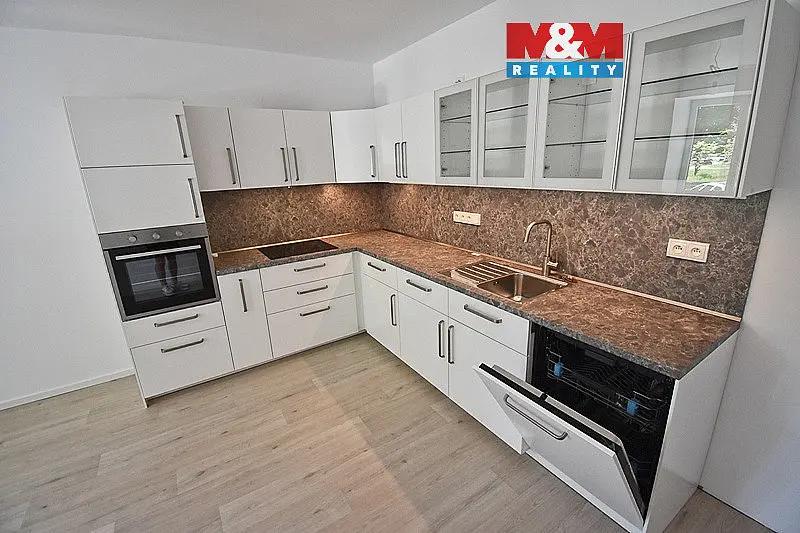Pronájem bytu 97 m²
