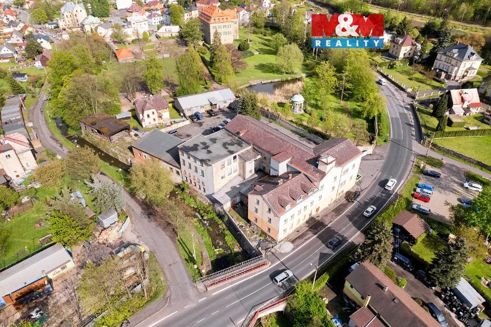 Prodej komerčního prostoru 3160 m²