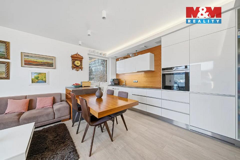 Prodej bytu 103 m²