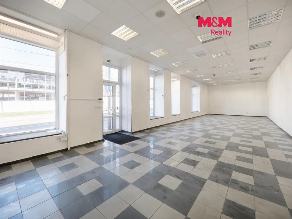 Prodej komerčního prostoru 144 m²