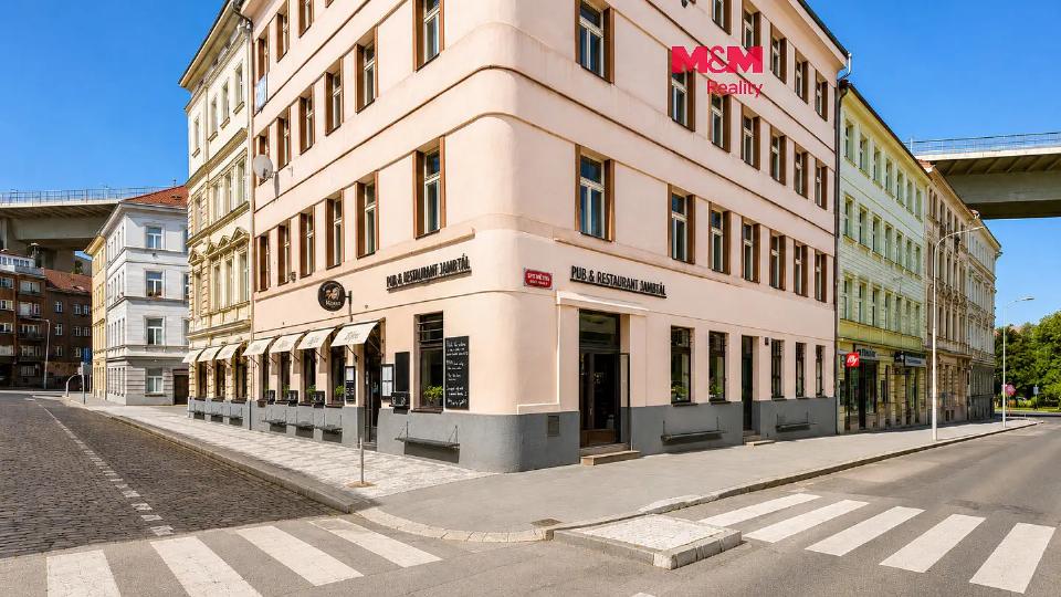 Pronájem komerčního prostoru 194 m²