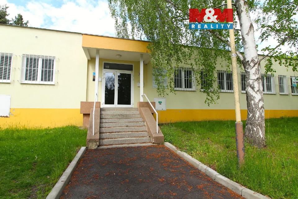 Pronájem komerčního prostoru 215 m²