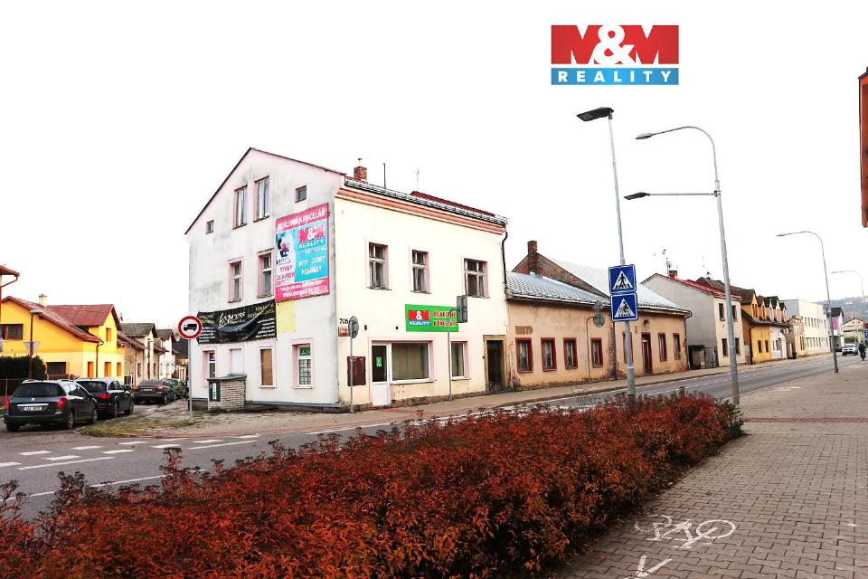 Prodej komerčního prostoru 453 m²