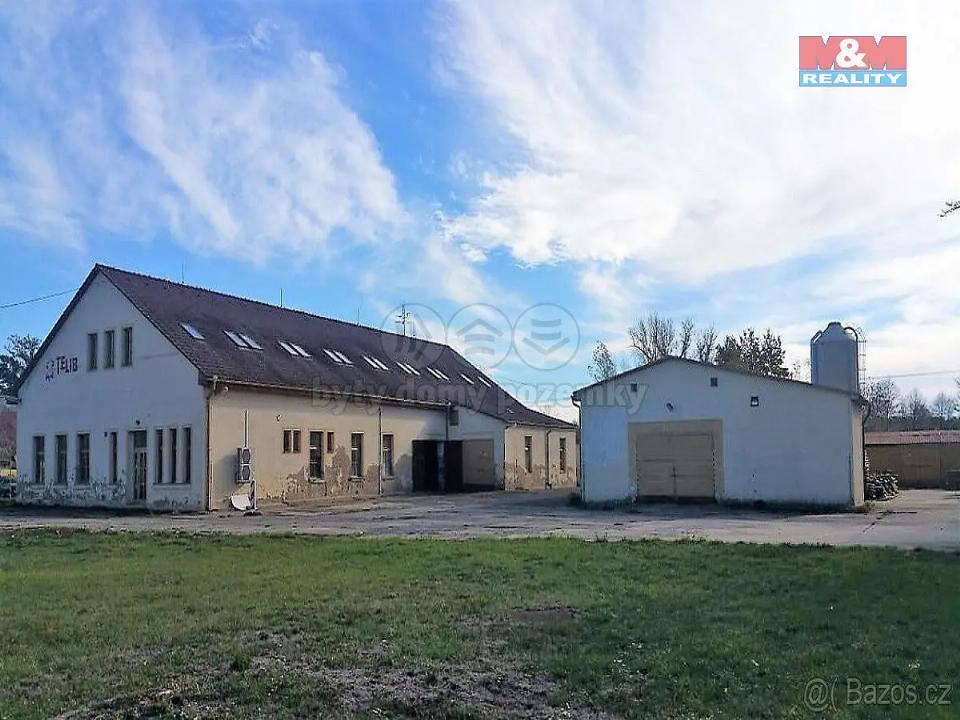 Pronájem komerčního prostoru 9209 m²