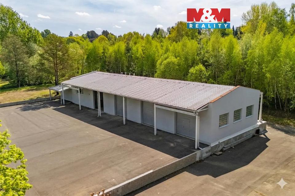 Prodej komerčního prostoru 4160 m²