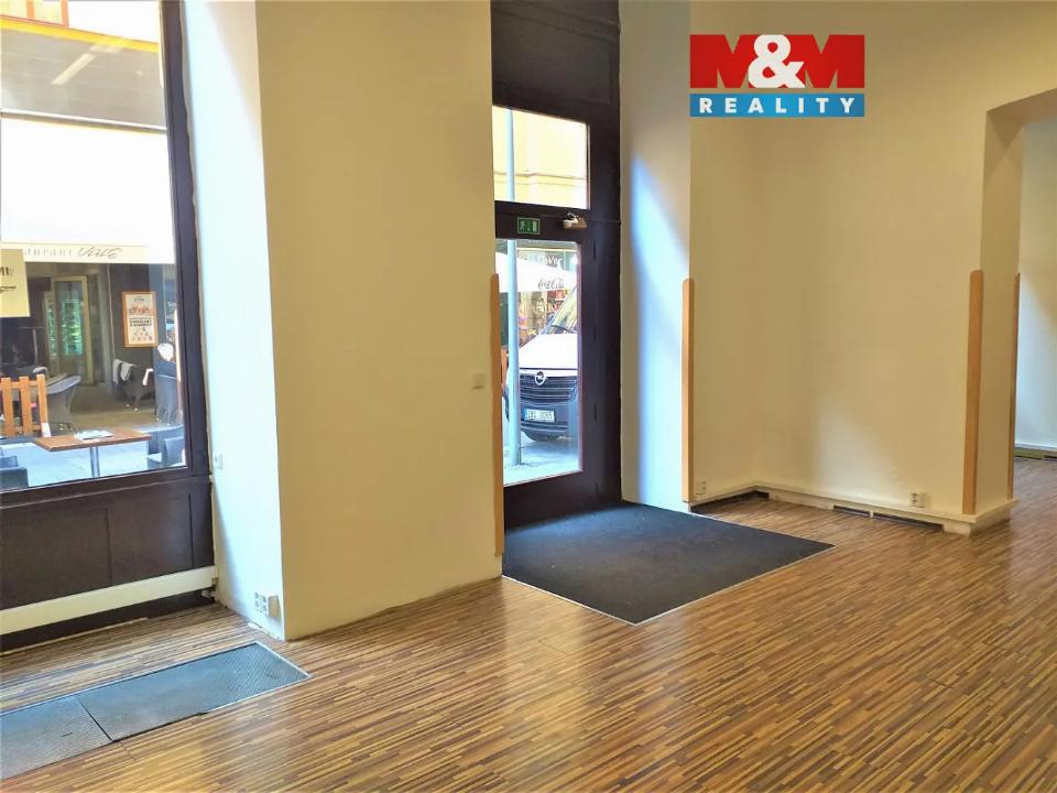 Pronájem komerčního prostoru 105 m²
