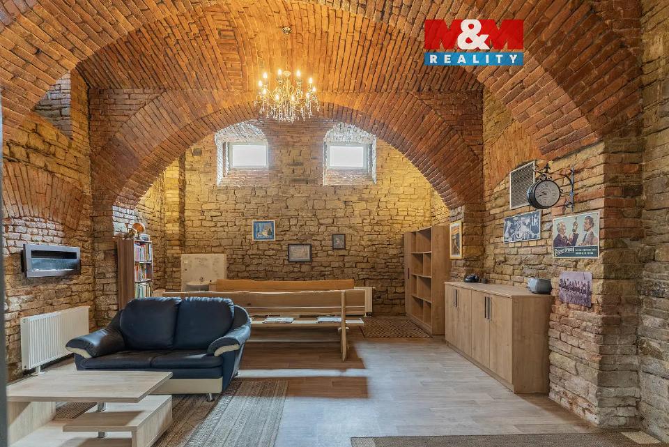 Prodej komerčního prostoru 106 m²