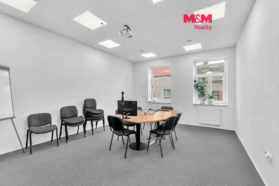 Pronájem komerčního prostoru 136 m²