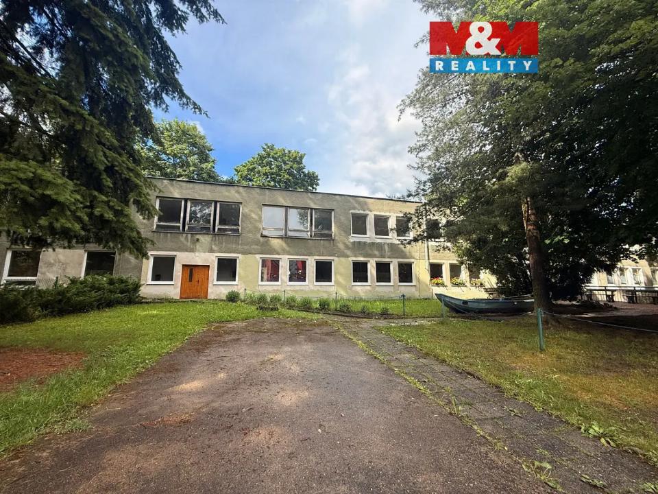 Pronájem komerčního prostoru 150 m²