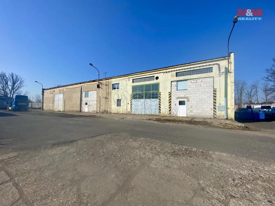 Pronájem komerčního prostoru 563 m²