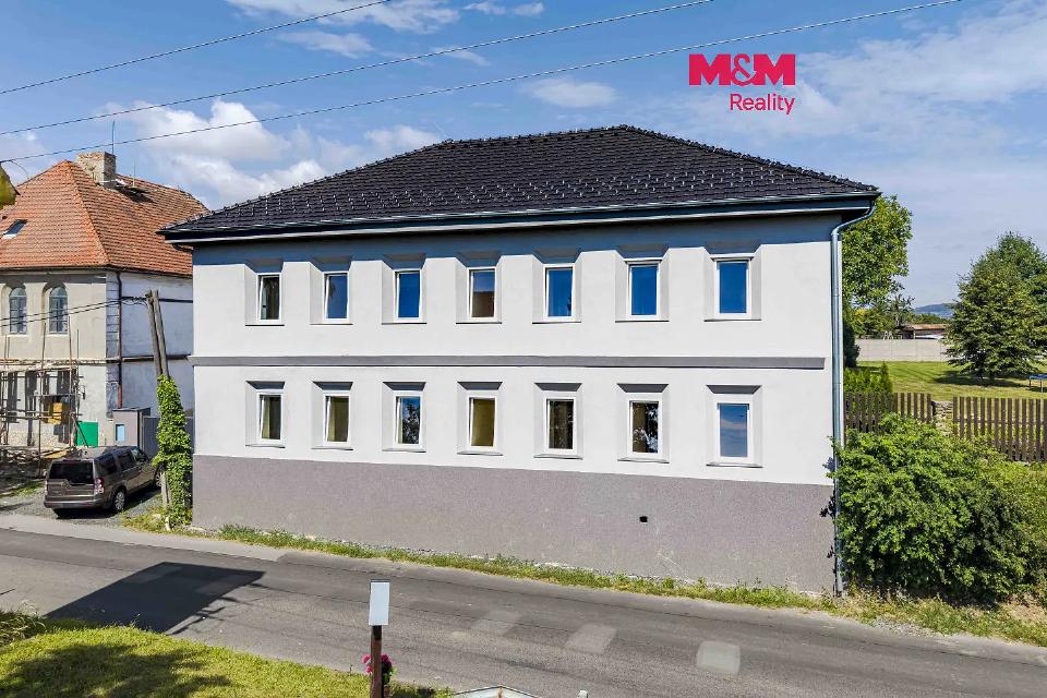 Pronájem domu 302 m²