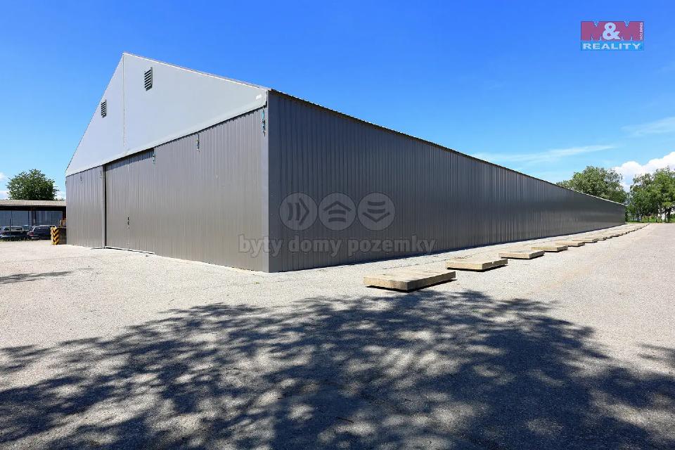 Pronájem komerčního prostoru 2160 m²